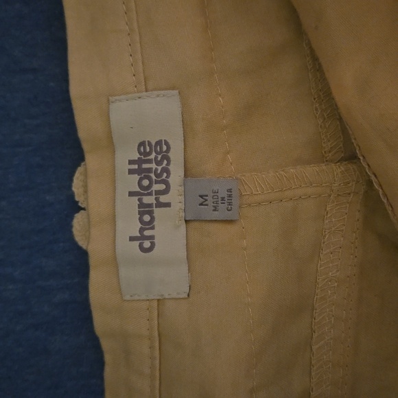 Shorts - Picture 3 of 4